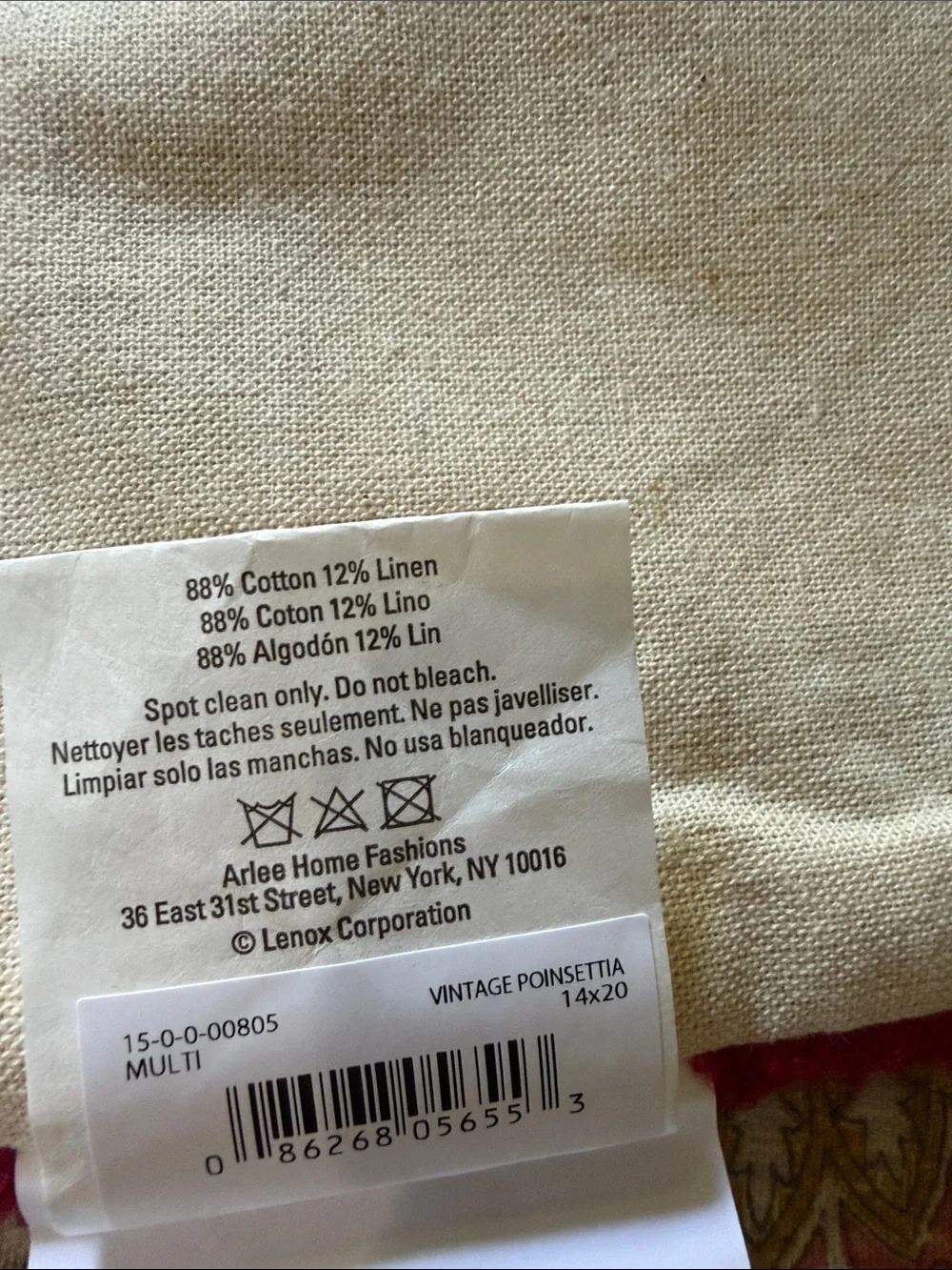 Lenox Vintage Pionsettia Pillow Covers Lot of 4 New With Tags Covers Only